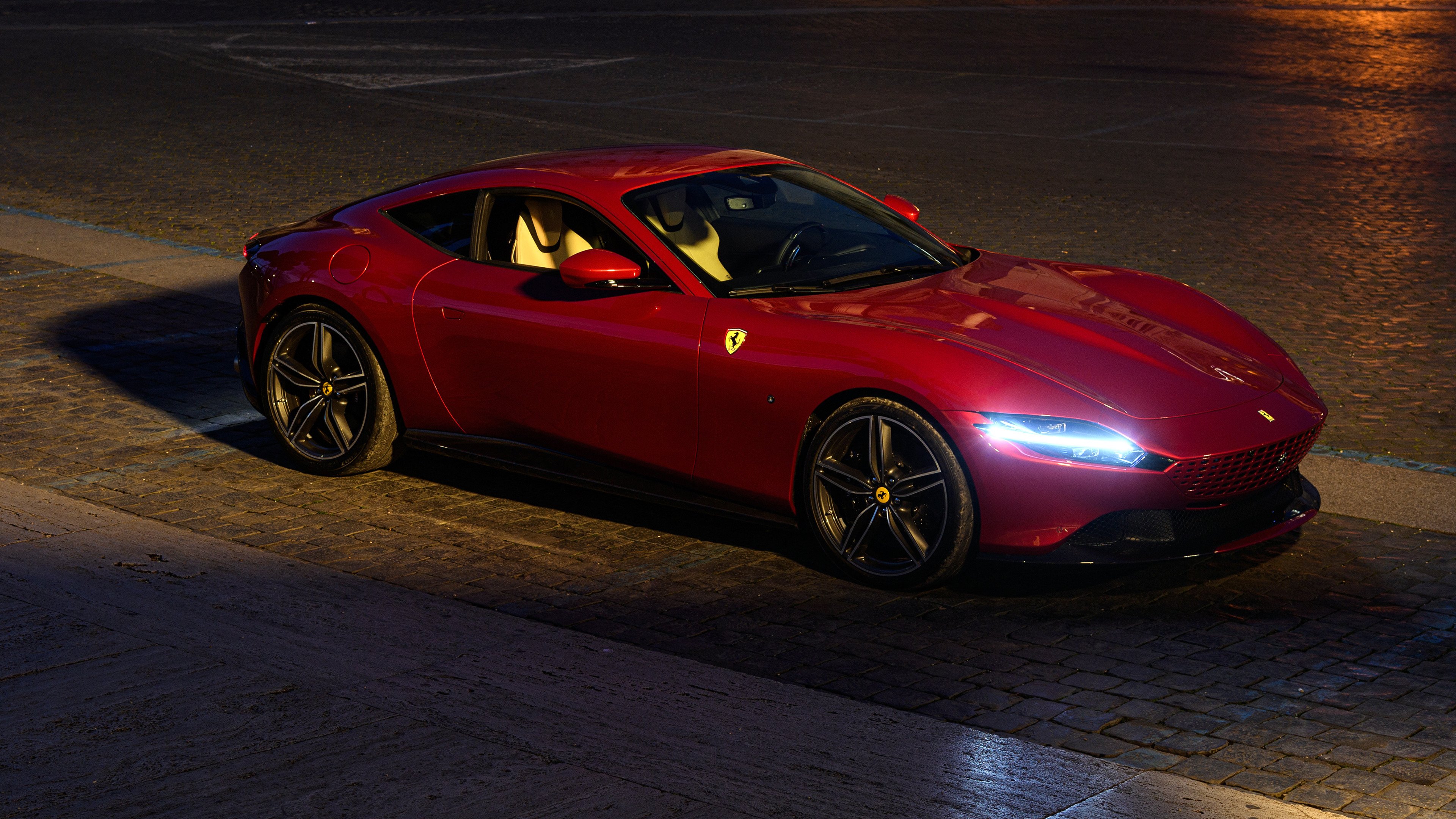 九游体育官网首页-夜间骑行灯光赛，体验城市夜色的运动魅力，夜骑车灯哪个牌子好